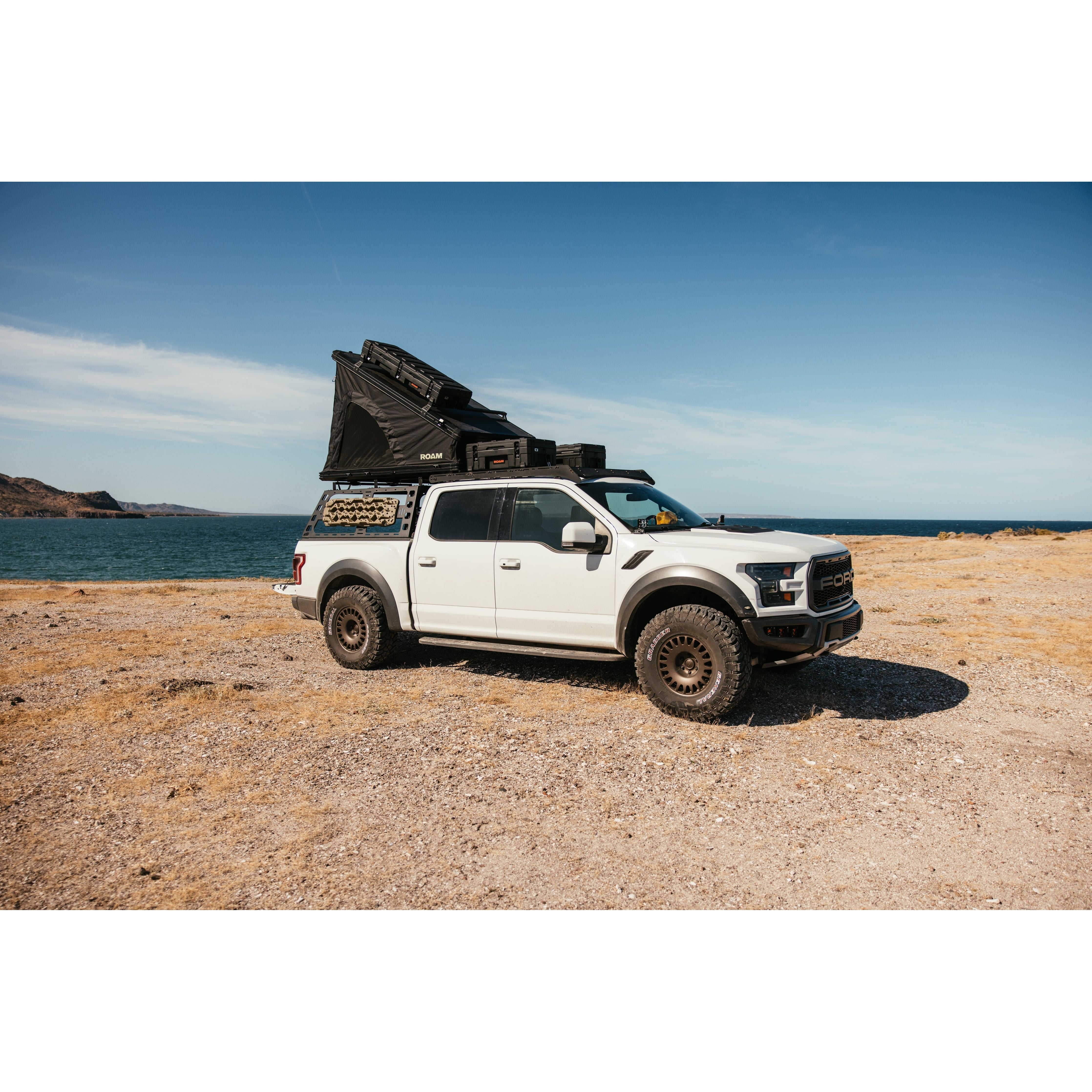 The Desperado Hardshell Rooftop Tent