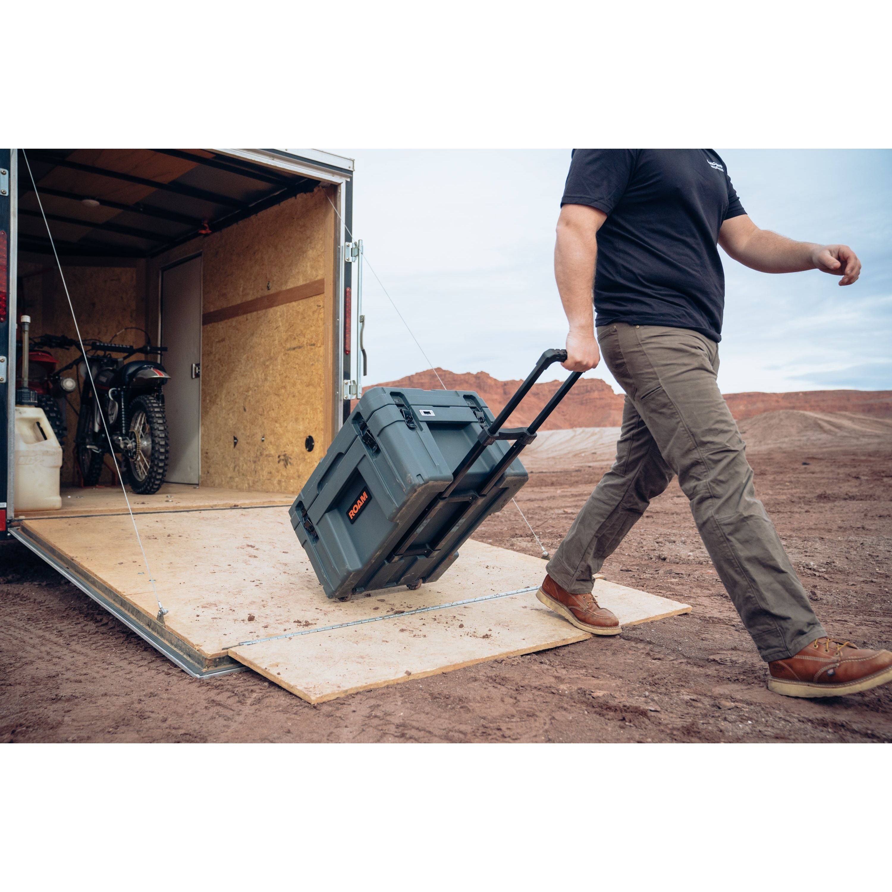 80L Rolling Rugged Case